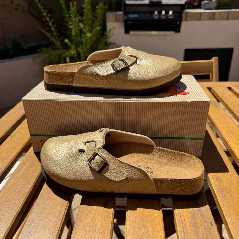 Mary Jane Birkenstocks, Vintage Like New, size 38